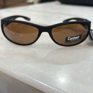 Foster Grant Black Leopard Sunglasses with Dark Lenses